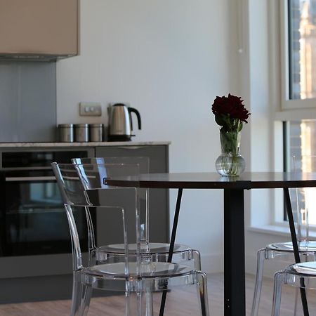 Crown X Chapel Apartments マンチェスター エクステリア 写真